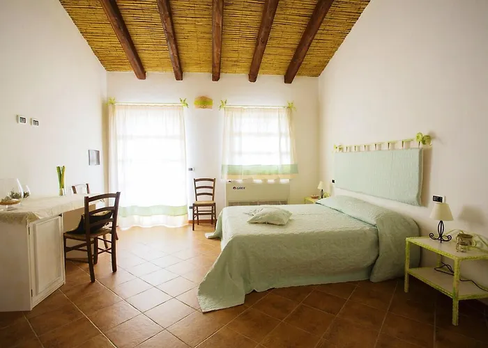 Villamarina Garden Relais Alloggio per agriturismo Aglientu