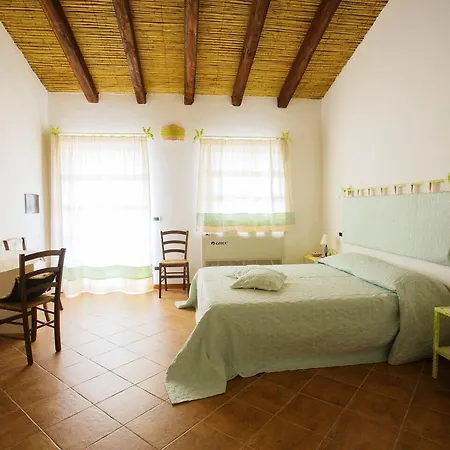 Villamarina Garden Relais Farm stay Aglientu