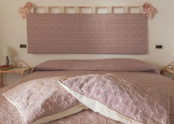 مزرعة للإقامة Villamarina Garden Relais *